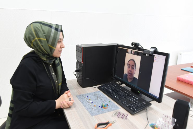 Konya Genç KOMEK Yaz Okulu Amerika ve Fransa'da 10 bin öğrenciye ulaşıyor