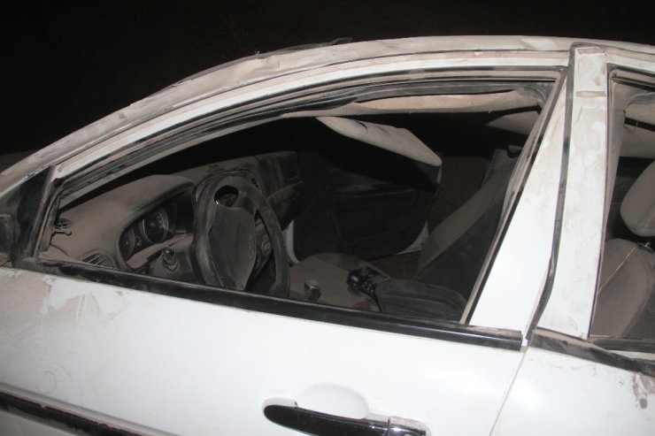 Takla atan otomobilde 4 kişi yaralandı