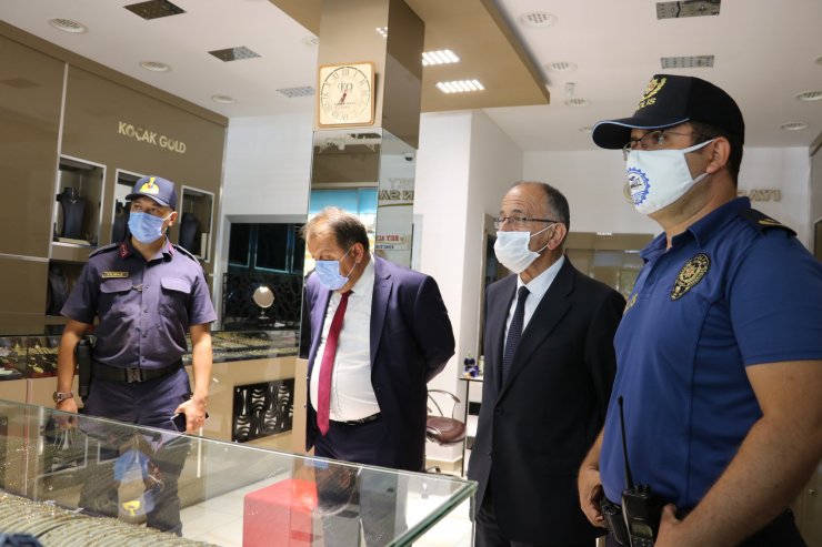 Konya'da koronavirüs tedbirleri artıyor! Beyşehir'de kaymakam ve belediye başkanı denetime çıktı