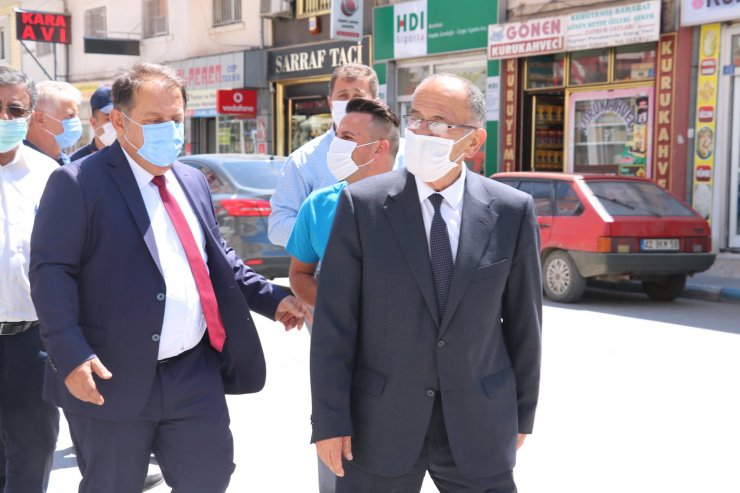 Konya'da koronavirüs tedbirleri artıyor! Beyşehir'de kaymakam ve belediye başkanı denetime çıktı