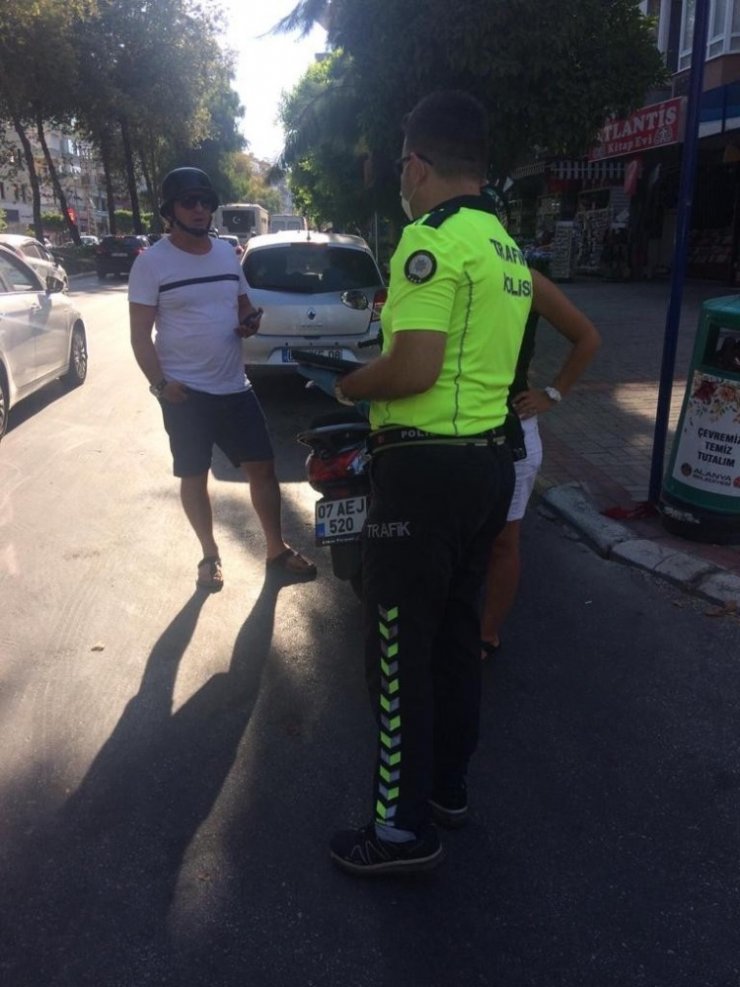 Kurallara uymayan motosiklet sürücülerine ceza yağdı