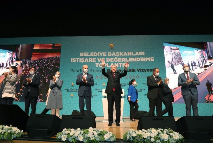 Cumhurbaşkanı Erdoğan  İBB'nin çöp dağları ve Haliç'i örnek gösterdi! Çöp dağlarıyla almıştık!