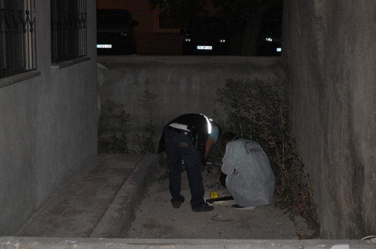 Karaman’da iki bina arasındaki pompalı tüfek bulundu