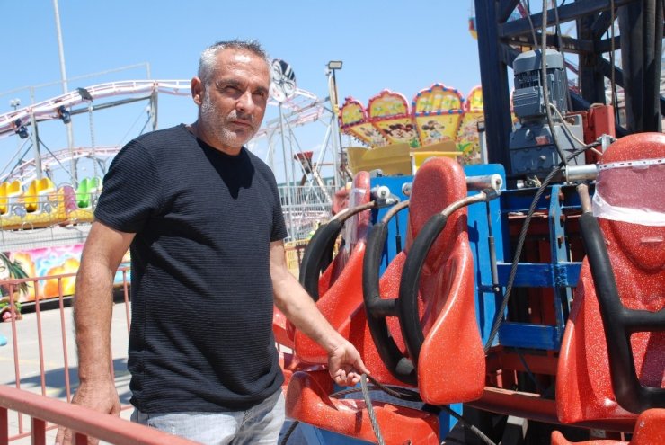 Lunaparkta oyuncağın halatı koptu! Yüksekten düşen 3 kişi yaralandı