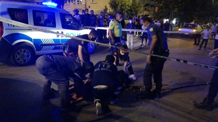 Karaman'da trafik kazası! Arkadaşının başında ‘ölme’ diye feryat etti