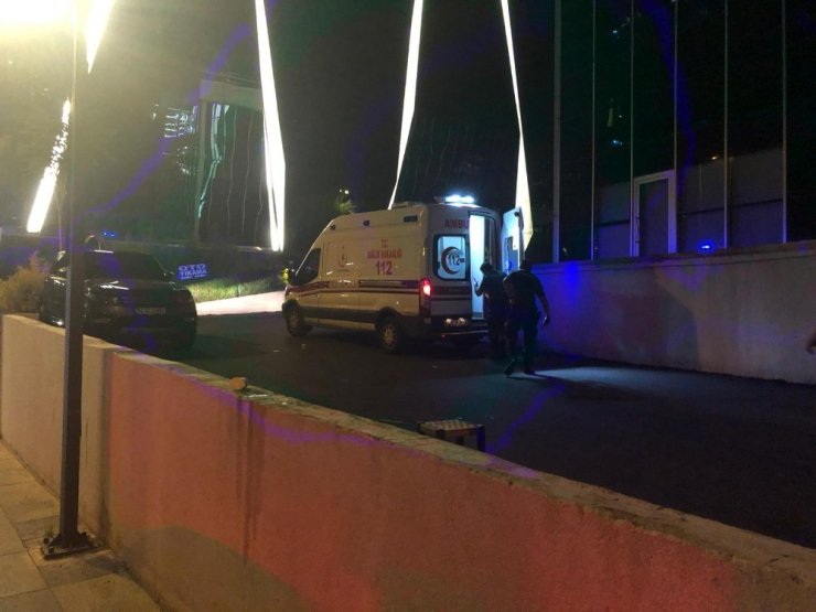 Hastane otoparkında silahlı kavga! 2 yaralı