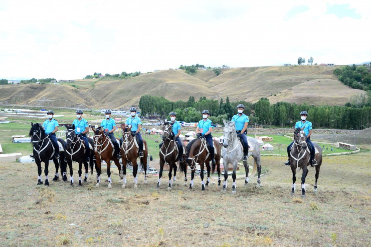Nevşehir'in atlı birlikleri Malazgirt Zaferi etkinliklerinde