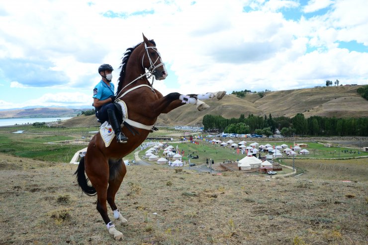 Nevşehir'in atlı birlikleri Malazgirt Zaferi etkinliklerinde