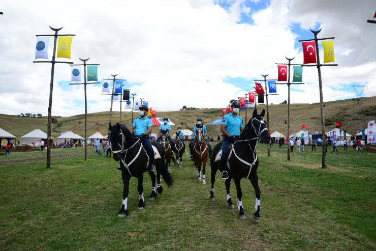 Nevşehir'in atlı birlikleri Malazgirt Zaferi etkinliklerinde