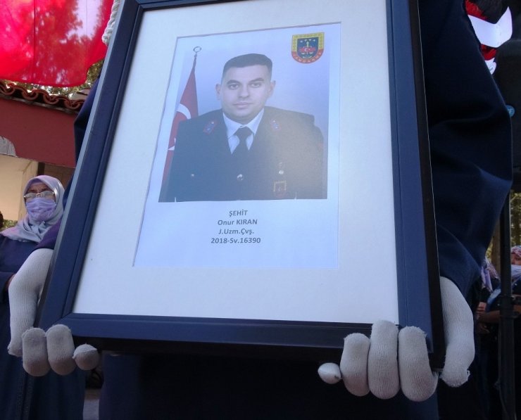 Giresun Şehidi Uzman Çavuş Kıran toprağa verildi