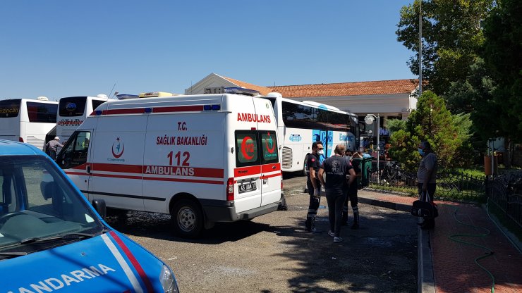 Karantinada olması gerekirken şehirler arası otobüste yakalandı