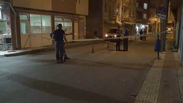 Ayrı yaşadığı kişi tarafından pide fırınında bıçaklanan kadın ağır yaralandı