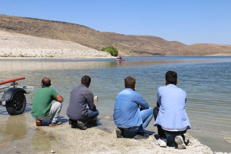Barajda piknik keyfi kabusa döndü! Ailenin acı bekleyişi sürüyor