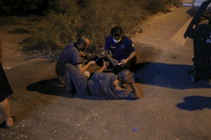 Komşu kavgası kanlı bitti! Ayağından vurulan şahıs hastaneye kaldırıldı