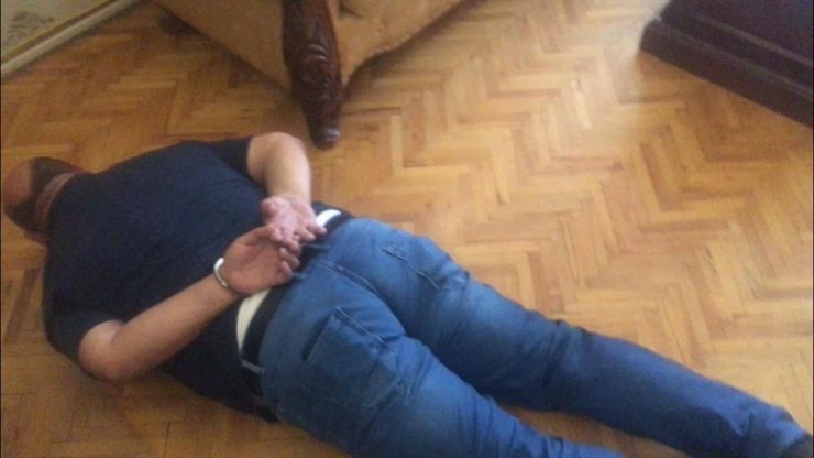 Kuyumcu tabelası altında emeklilerin maaşlarına el koyan çete çökertildi