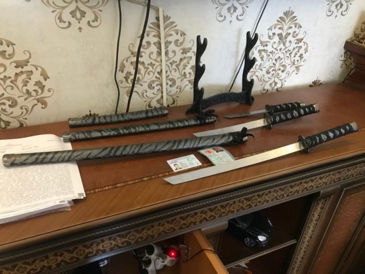 Kuyumcu tabelası altında emeklilerin maaşlarına el koyan çete çökertildi