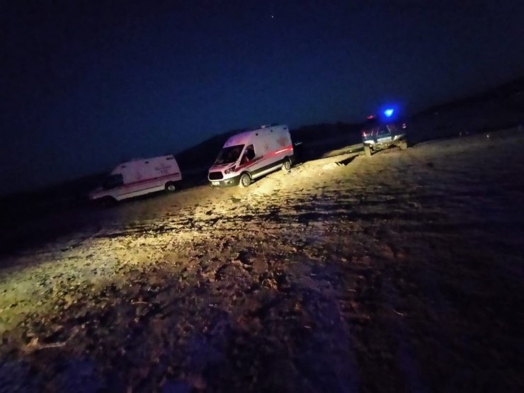 Eğirdir gölüne giren 5 geçten iki kardeş boğularak can verdi