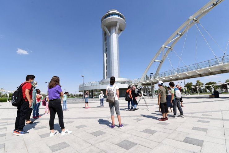 Konya Bilim Merkezi'nde TÜBİTAK destekli doğa keşfi eğitimi