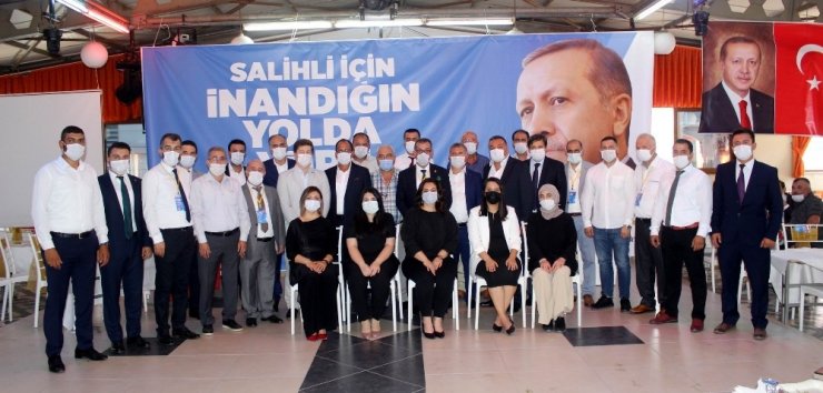 AK Parti Salihli’de Dinç güven tazeledi