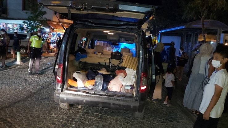 Datça’da 100 polis ve 3 narkotik köpeğiyle dev uygulama! 2 gözaltı