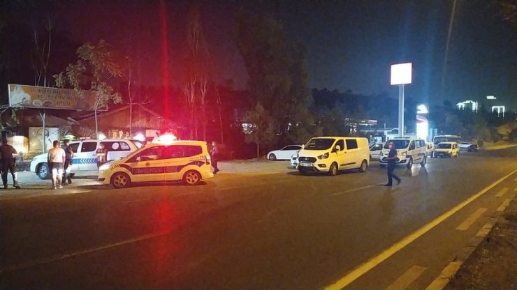 Dernek lokalinde silahlı çatışma! 6 kişi yaralandı