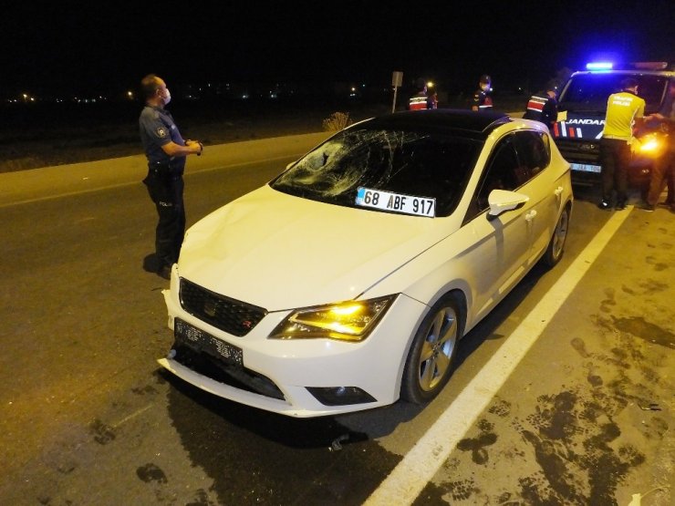 Konya - Aksaray yolunda kaza! Motosikletle otomobil çarpıştı 2 yaralı