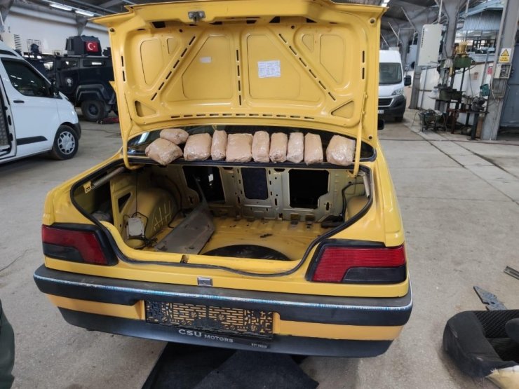 Narkotik Van’da 4 kilo 155 gram metamfetamin ele geçirdi