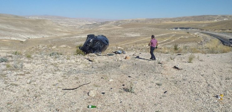 Sivas'ta trafik kazası 1 ölü 2 yaralı