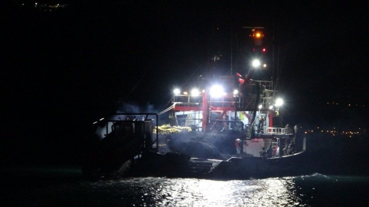 Av yasağı bitti! Balıkçılar ‘Vira Bismillah’ diyerek denize açıldı! Bu yıl palamut bol olacak