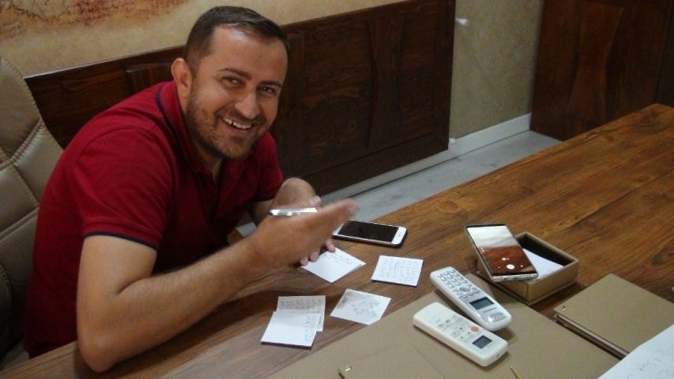 Gazetecileri dolandırmak isteyince! Yakayı böyle ele verdiler