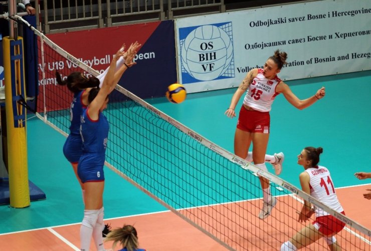 U19 Genç Kız Voleybol Milli Takımımız Avrupa Şampiyonu oldu