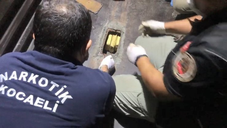 Mısır yüklü tırda 132 kilo 800 gram eroin ele geçirildi
