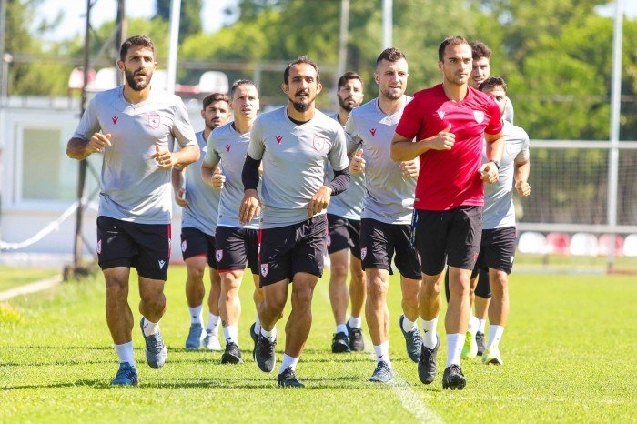 1922 Konyaspor'da kovid şoku! Testler pozitif çıktı maç iptal oldu
