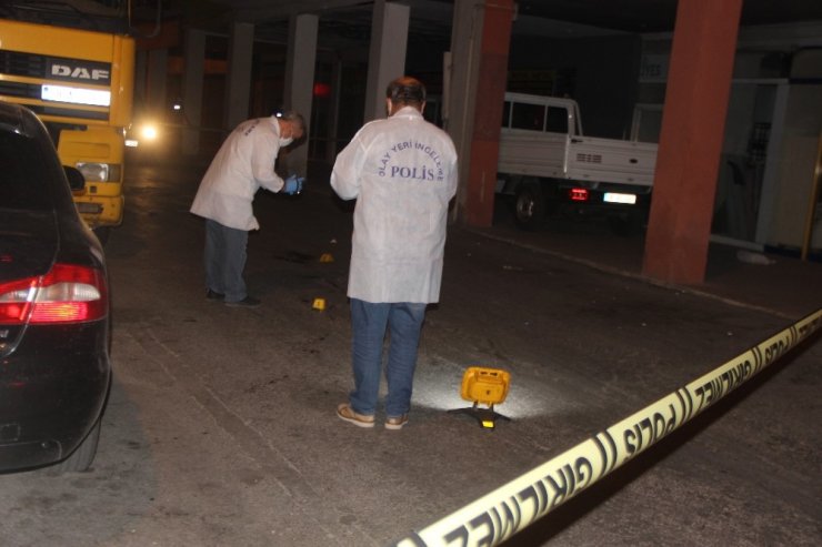 Kocasinan’da silahlı kavga! 3’ü ağır 4 yaralı