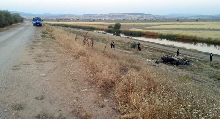 Konya Suğla Baraj Yolunda otomobil şarampole devrildi! Aynı aileden 1 ölü 2 yaralı