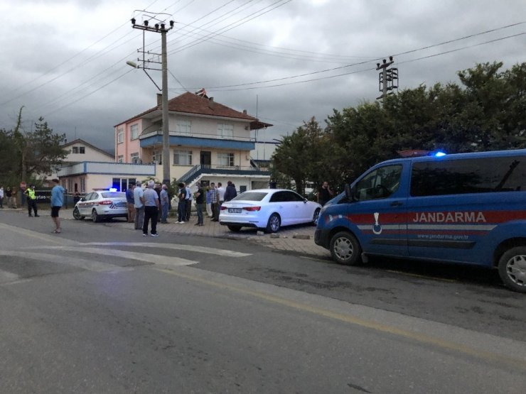 Fabrikada çalışan kadın iş çıkışı eski eşi tarafından vuruldu