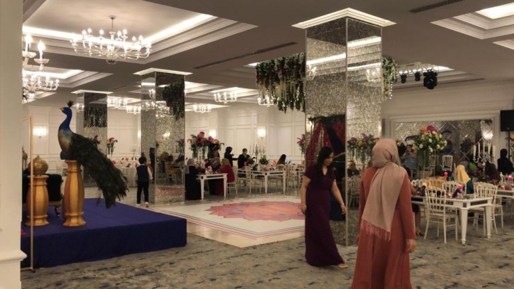 Kına gecesine kovid baskını! Mekan sahibi gözaltına alındı