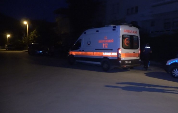 Yalnız yaşayan 70 yaşındaki adam evinde ölü bulundu