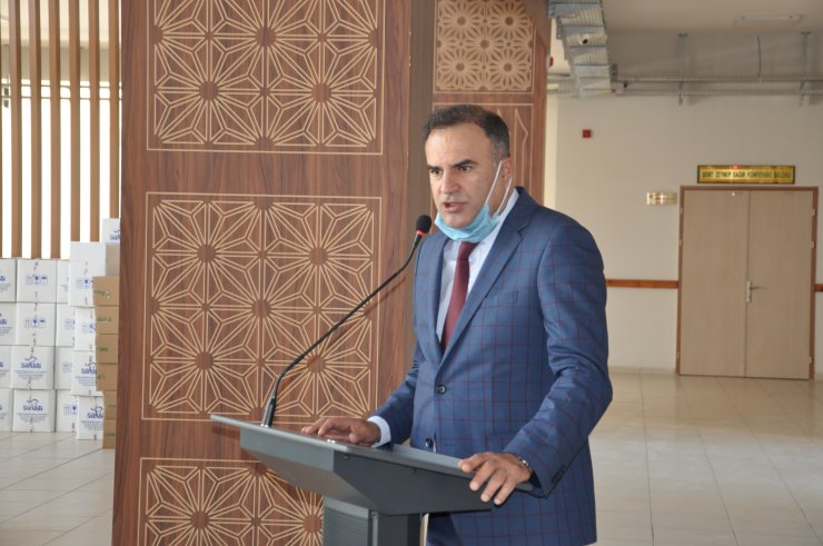 Konya Akşehir'de okul öncesi ve birinci sınıflar için okullara hijyen malzemesi dağıtıldı