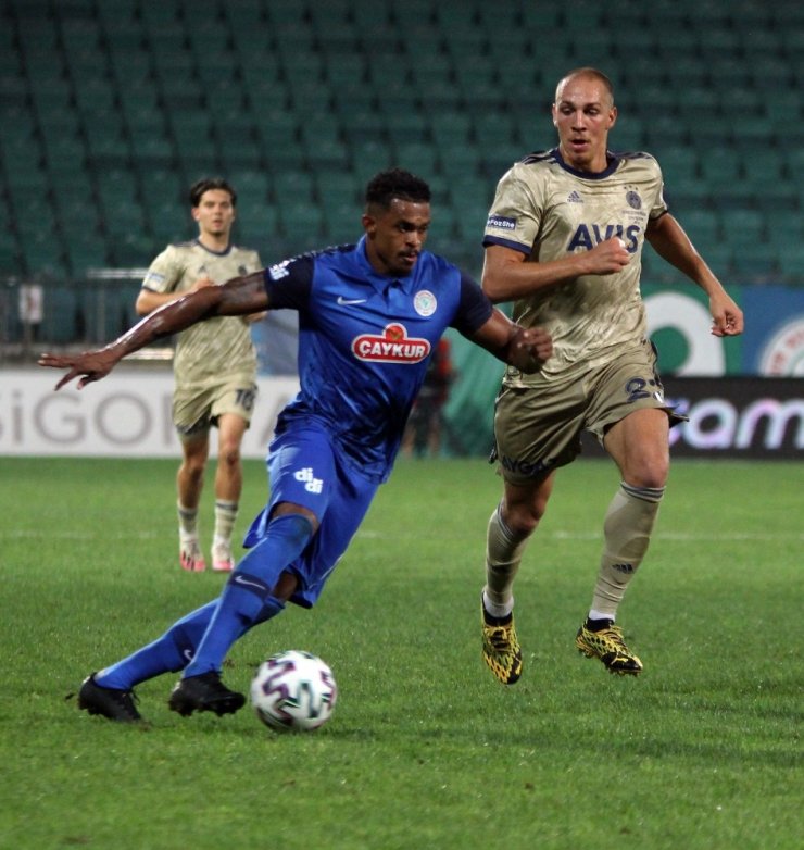 Fenerbahçe Çaykur Rizespor'u 2-1 yendi