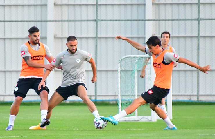 Konyaspor'un yeni teknik direktörü Kartal sezona güzel başlangıç yapmak istiyor