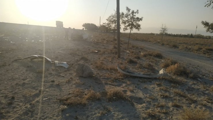 Konya’da kontrolden çıkan otomobil takla atarak ters döndü! 2 yaralı