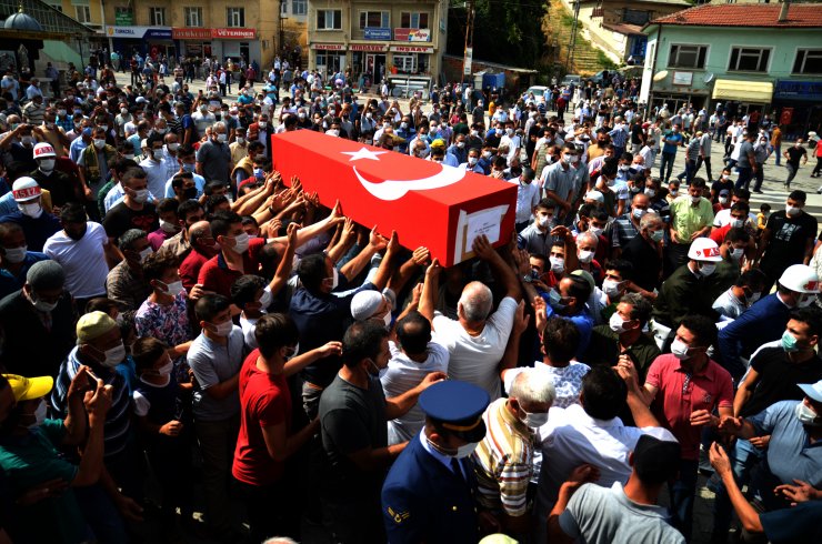 Konyalı Asteğmen Mahmut Dağlı Ladik'te toprağa verildi