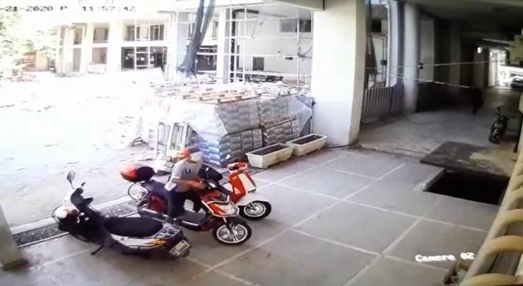 Maskeyi gözüne kadar çekip, borcu devam eden elektrikli bisikleti çaldı