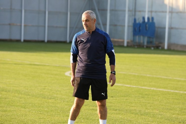 Rıza Çalımbay: “Hiçbir takım hazır değil”