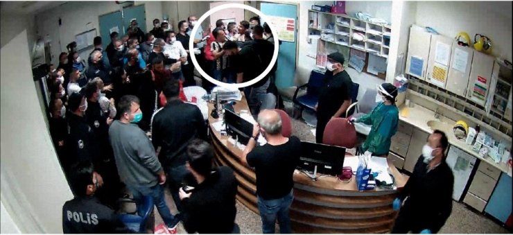 Fotoğraf kareleri öfkeli hasta yakınlarını tek tek ele verdi