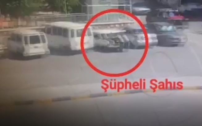 Otodan hırsızlık anları güvenlik kamerasında