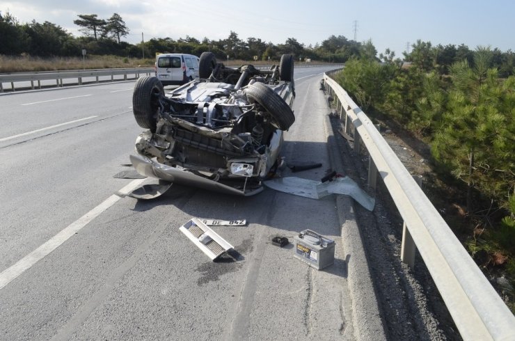 Arnavutköy’de otomobil takla attı