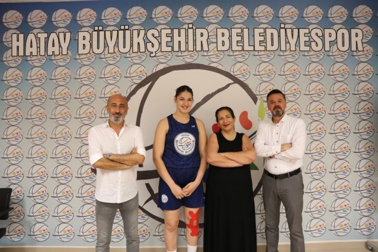 Hatay Büyükşehir Belediyespor, İdal Yavuz ile 5 yıllık sözleşme imzaladı