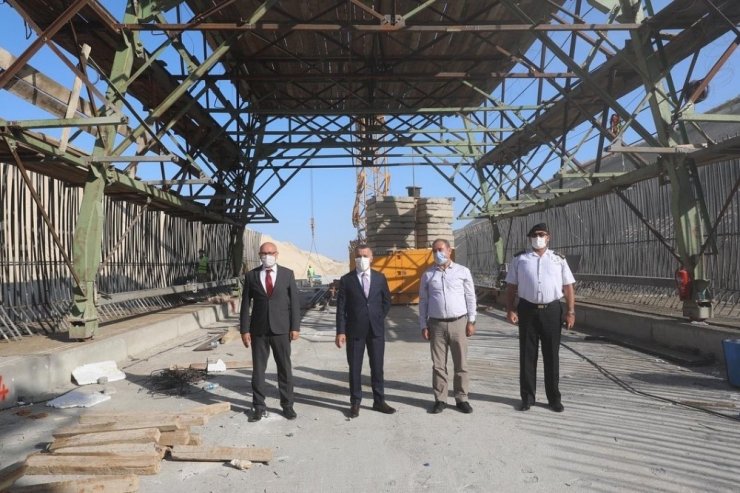 Bölgenin en büyük ulaştırma projesinin şantiyesinde salgın denetimleri